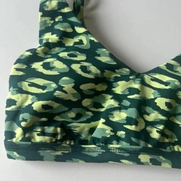 NWT Aerie Offline Goals Stretch Medium Support Sports Bra Printed Size Medium M - Picture 2 of 9